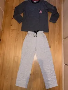 薄手　長袖長ズボンパジャマ　160 新品未使用タグ付き