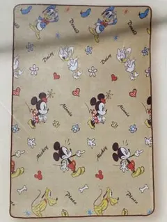 ミッキーマウス！ ギガザッカふわふわビッグ毛布