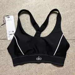 alo yoga エアブラシ ハート スロブ ブラ ブラック 新品未使用 - メルカリ