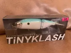 Item thumbnail for item 1661a5d5-c7a6-4c66-898d-8195cfe88f0a