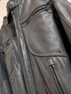 2025年最新】Triumph レザージャケット・ライダースの人気アイテム