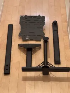 Playseat evolution の 骨格のみ。シートなし