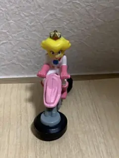 ピーチ バイク フィギュア