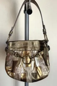 COACH コーチ ゴールド シグネチャー パッチワーク ミニバック