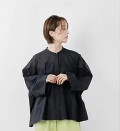 mizuiroind ミズイロインド　バンドカラーシャツ ブラックのサムネイル