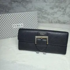 FURLA ブラック ベルトデザイン レザー 長財布