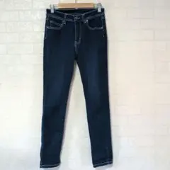 Item thumbnail for item 06375b20-dacd-42ab-aea0-7c69348fc1eb