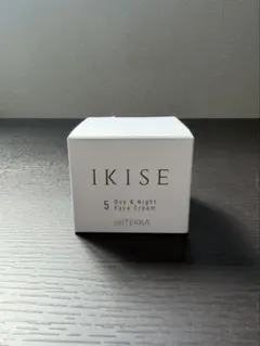 dōTERRA IKISE 5 Day & Night Face Cream - メルカリ