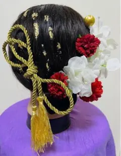 金粉.タッセル髪飾り　成人式.卒業式.結婚式.前撮り　赤白