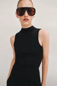 未着用★ZARA ノースリーブトップス