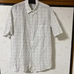 ユニクロ｛XL｝ビンテージ古着−ホワイトに細いチェック −ゆったり半袖シャツのサムネイル