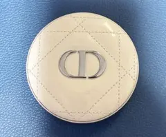 Dior ディオールスキンフォーエヴァークチュールルミナイザー 06