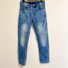 TRUE INDIGO ライトブルー スキニーデニム