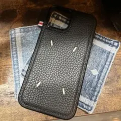 送料無料 iPhone 13/14 ブラックレザー風ケース