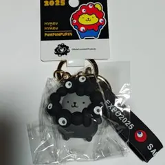 ポムポムプリン ミャクミャク なりきり ブラック 立体マスコットストラップ