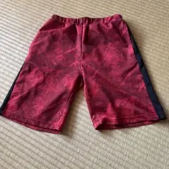 赤のグラデーション模様ハーフパンツ　130 しまむら