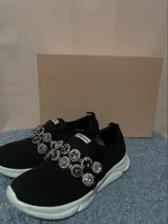 Bridget Birkin ビジュー付きスニーカー ブラックのサムネイル