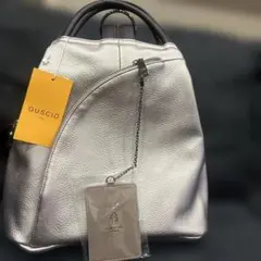 週末お値下げです！GUSCIO シルバー リュック・バックパックのサムネイル