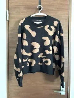 ✨可愛い❤️シーイン　ヒョウ柄ニット