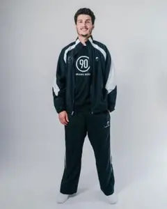 浦和レッズ NIKEエアウーヴントラックパンツのサムネイル