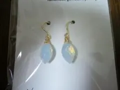 オパールクォーツ　14kgf　ピアス