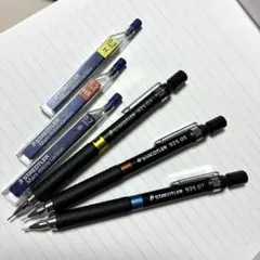 Item thumbnail for item 29681e33-88f9-40ed-8e2e-03d69ce575ae