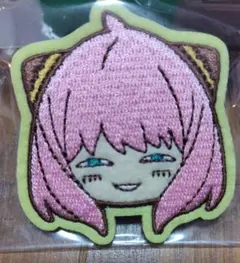 SPY×FAMILY　アーニャ　ししゅうマスコット　バッジ　刺繍