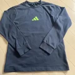 adidas ロンT 140サイズ チャコールグレー