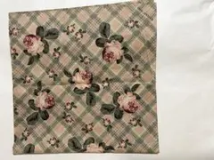 カネコイサオ　花柄スカーフのサムネイル