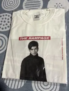 BATTLEOFTOKYO THERAMPAGE RIKUフォトTシャツ BATTLEOFTOKYO THERAMPAGE RIKUフォトTシャツ - メルカリ