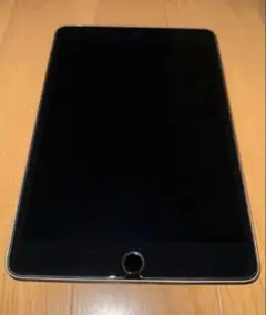 Apple iPad mini4 16GB セルラーモデル　スペースグレー