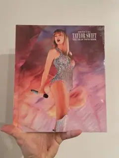 【新品未開封】テイラー・スウィフト Taylor Swift ツアーブック テイラー・スウィフト、世界ツアー「The Eras Tour」のツアー