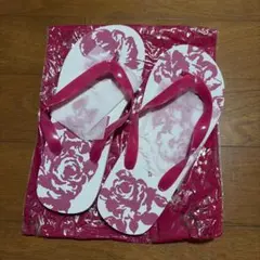 rienda フラワービーチサンダル　新品未使用のサムネイル