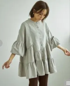《新品タグ付き》田中里奈　ティアードシャツ