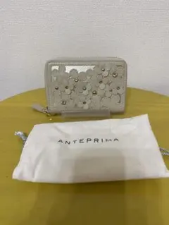✳️最終お値下げ✳️ANTEPRIMA シルバー 三つ折り財布　新品未使用 新品未使用ANTEPRIMA シルバー 三つ折り財布 - メルカリ