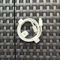 【純正】iPhone 15/16対応 USB-C to USB-C ケーブル