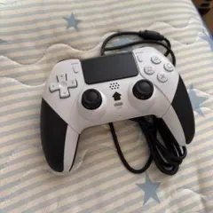 ホワイト 有線ゲームコントローラー