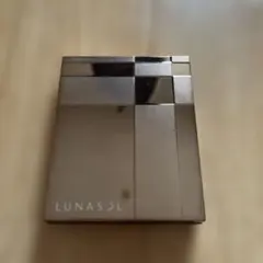 LUNASOL アイシャドウ
