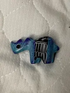 【エジプト現地購入、特産品】青と黒の動物の置物