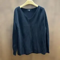UNIQLO ユニクロ　3Dコットン　Vネック　リラックスセーター　ブラック