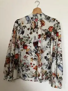 ＆ellecy アンドエルシー　花と香水ブラウス　 Mのサムネイル