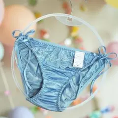 ☆タンス整理品　Sayaka サテン レース サイド紐パンテイ ♪のサムネイル