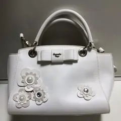 Samantha Vega 花モチーフ ハンドバッグ