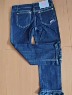 未使用★LD プライム激可愛いビーンズのハートと飾り とピンクの刺繍のジーンズのサムネイル
