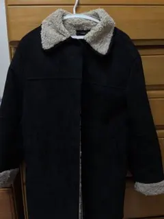 EMODA ボア襟付き黒シェルパコート