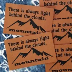 タグ*18枚*MOUNTAIN*革タグ風*布タグ*リメイクにも