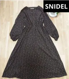 SNIDEL 花柄 ロングワンピース 長袖 ブラウン 秋