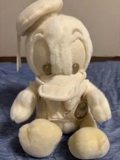 ドナルドダック　白　ぬいぐるみ