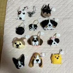 犬 フェルト キーホルダー