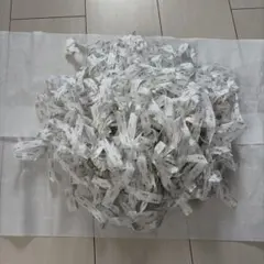 Dior ロゴ入り　ホワイトリボン